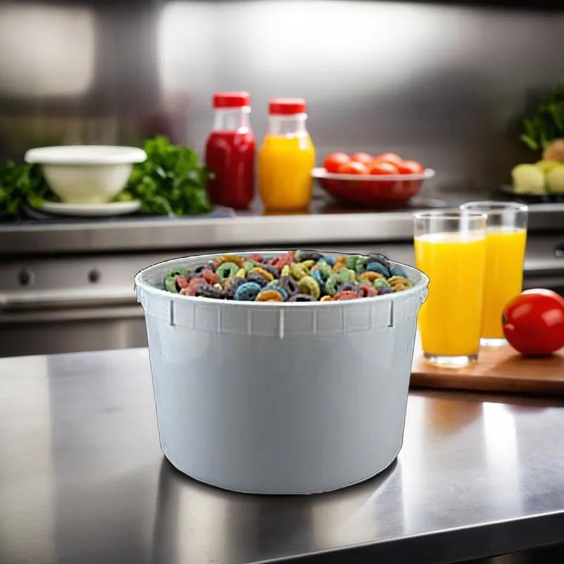 Classic Line Deli Container Base 64 OZ HDPE White Round 200/Case